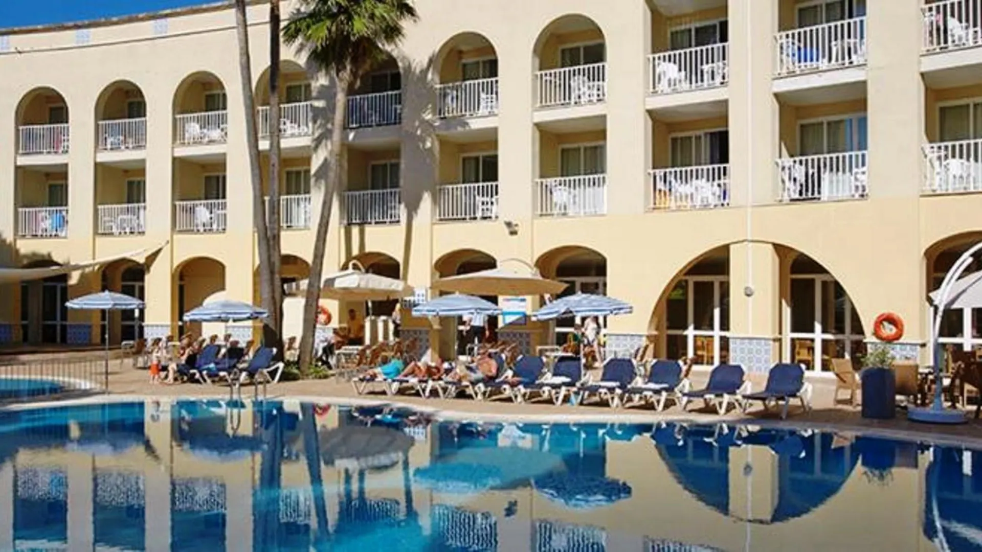 Comitas Floramar Aparthotel Cala Galdana